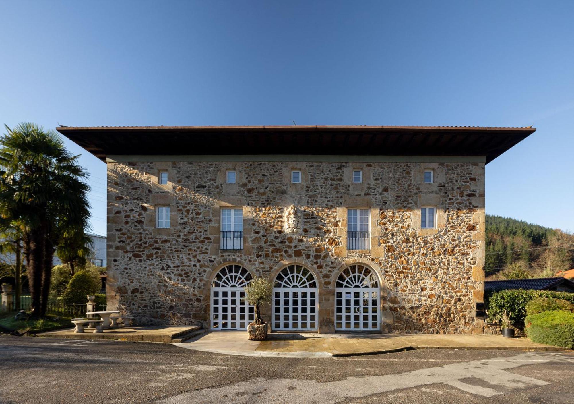 Etxeaundi Hotel Boutique Oñate Dış mekan fotoğraf